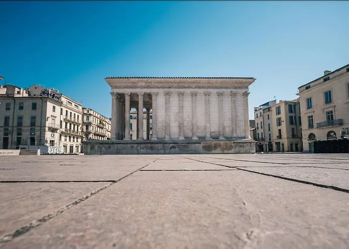 Le Contemporain-2 Chambres-vue Eglise Saint Paul شقة